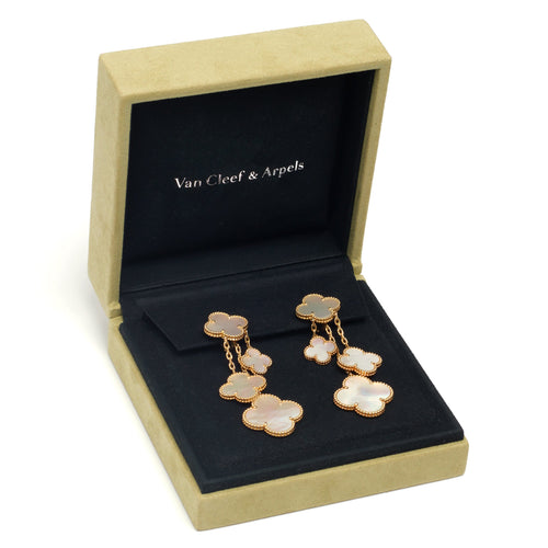 Boucles d'oreilles Van Cleef & Arpels - Boucles d’oreilles Magic Alhambra 4 motifs 58 Facettes