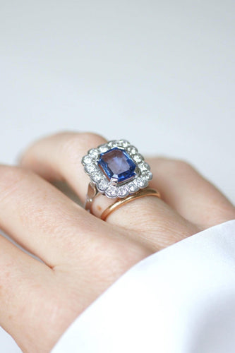 Bague 54.5 Bague Marguerite Art Déco saphir de Ceylan 3,90 cts et diamants 58 Facettes