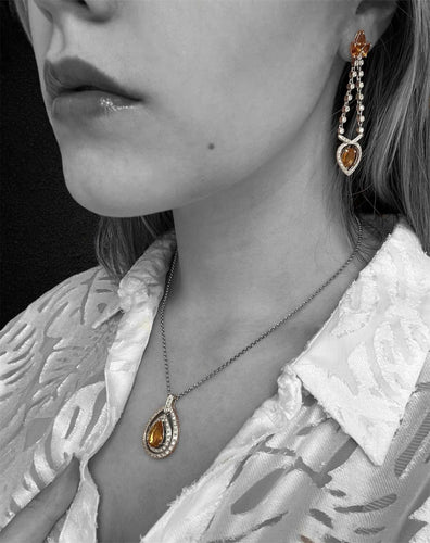 Boucles d'oreilles Ensemble collier et boucles d'oreilles sertis de topazes et de diamants 58 Facettes