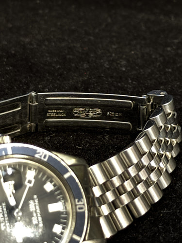 Montre TUDOR - Montre Submariner – Réf. 90910 – Automatique – Vintage 58 Facettes