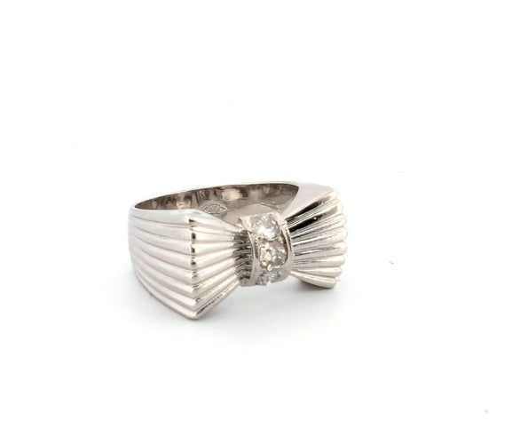 Anello In platino con diamanti