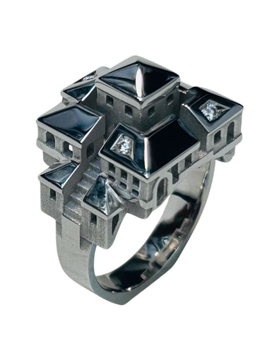 Bague 53 Philippe TOURNAIRE - Bague en or blanc collection Architecture, modèle Cité carrée 58 Facettes 123577.5