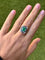 Bague 54 Bague de style Art déco en platine ornée de diamants, d'émeraudes et de saphirs 58 Facettes