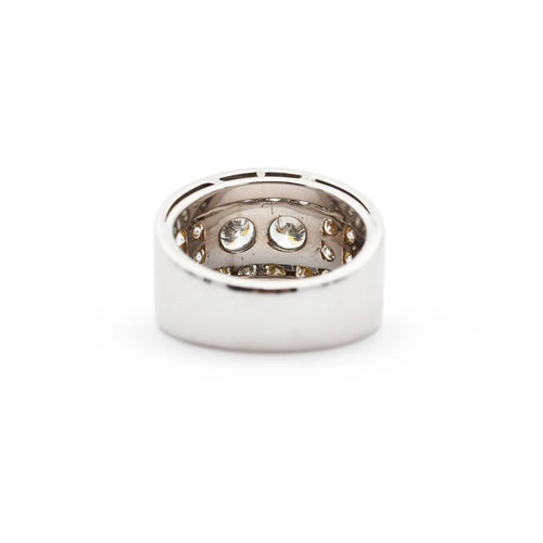 Bague Bague en or blanc sertie de diamants de 1,64 ct 58 Facettes 14564
