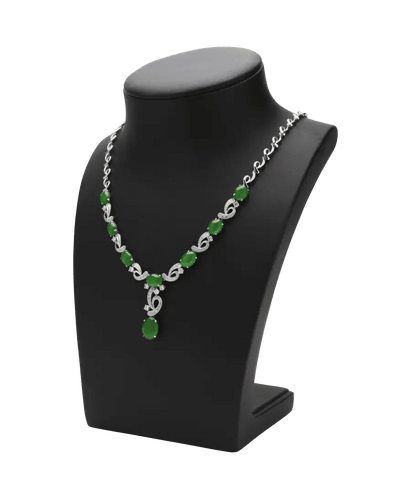 Collier Collier Chow Tai Fook Or blanc 18K Jade Diamant 58 Facettes BO220328/MERVEILLEDEHONGKONGCHOWTAIFOOK