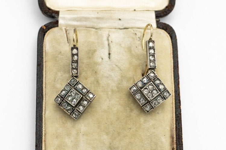Boucles d'oreilles Boucles d'oreilles anciennes en or serties de diamants taille ancienne, Scandinavie, vers 1900. 58 Facettes 9711