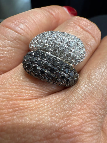 Bague 54 Bague Or blanc et Diamants 58 Facettes 1.0000689/1