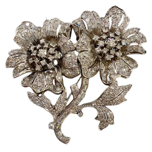 Broche BROCHE DE STYLE RÉTRO PÉRIODE 1945-1950 avec DIAMANTS 8,64 ct 58 Facettes A2683