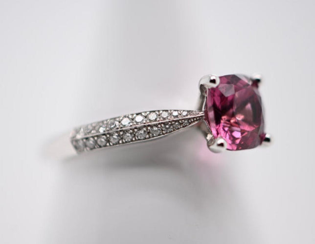 Bague 54 Bague Or Blanc Diamants et Saphir 58 Facettes