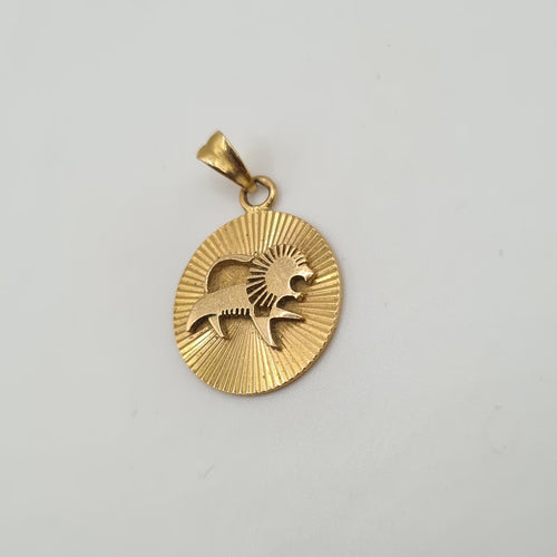 Pendentif Pendentif or jaune 18 carats lion 58 Facettes