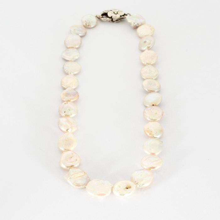 Collier Collier de perles Keishi blanche, fermoir argent 58 Facettes