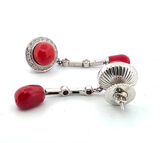 Boucles d'oreilles Boucles d'oreilles en or blanc avec corail et diamants 58 Facettes