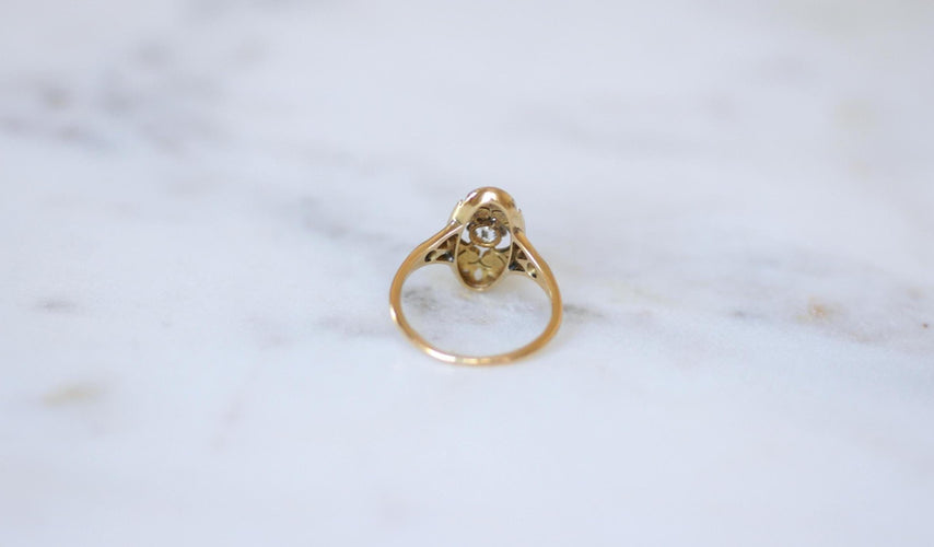 Bague 50 Bague en or jaune Art Déco Arabesques Ovale Diamants 58 Facettes