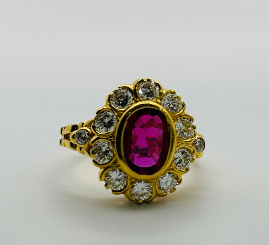 Bague 56 Bague en or jaune avec rubis et diamants 58 Facettes 50236