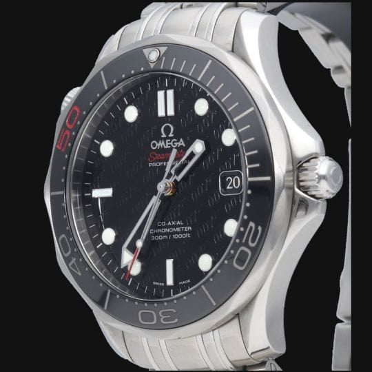 Montre Omega Montre Seamaster Diver 300M James Bond 58 Facettes MT40047