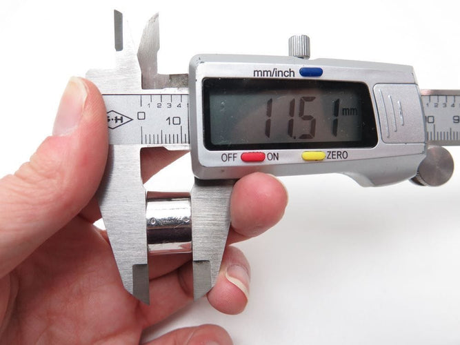 Bague 51 bague DINH VAN anthea gm t51 en or blanc 18k 6.2gr 19 diamants 0.39ct 58 Facettes 271709