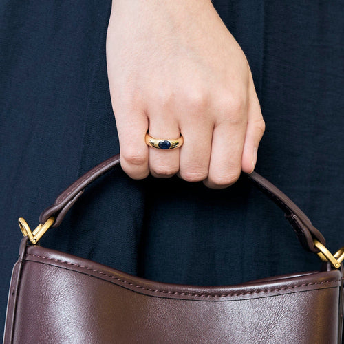 Bague 52 Bague jonc en or jaune et saphir 58 Facettes CAL2218