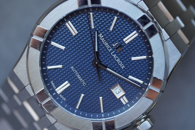 Montre Maurice Lacroix Aikon AI6008-SS002-430-2 58 Facettes