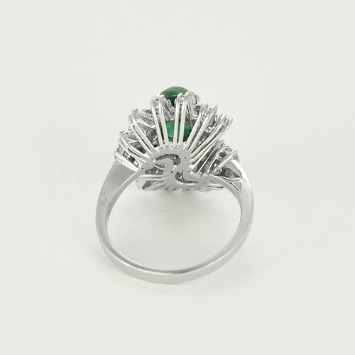 Bague 54 Bague or gris cabochon d'émeraude et diamants 58 Facettes BA452