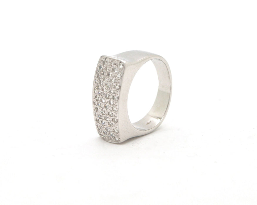 Bague Bague en or blanc et diamants 58 Facettes