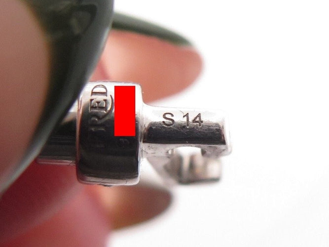 Bracelet bracelet FRED mini force 10 manille en or 34 diamants 58 Facettes 258760