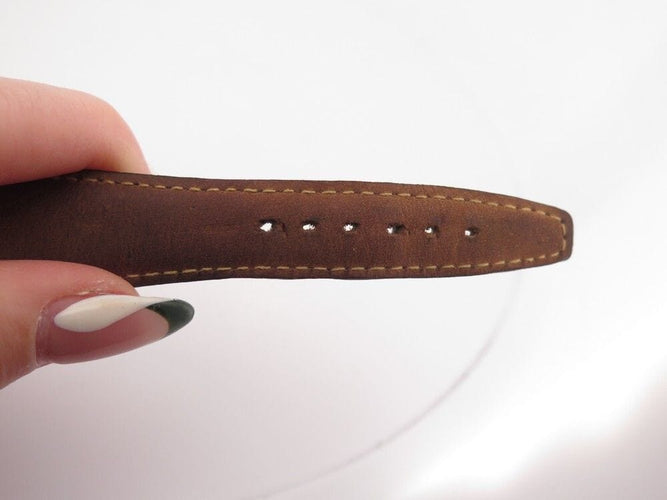 Montre vintage montre PATEK PHILIPPE carre or jaune mecanique 37 mm 58 Facettes 258852