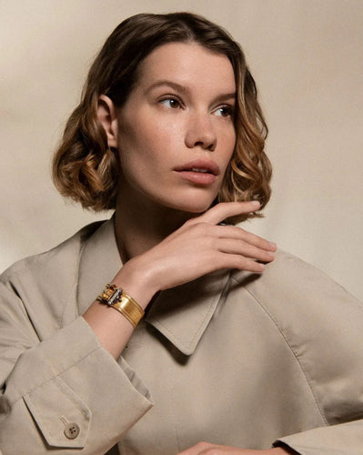 Bracelet Bracelet manchette maille milanaise, diamants et citrine 58 Facettes