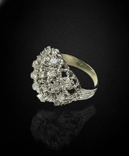 Bague Bague en diamants entrelacés des années 1950 58 Facettes