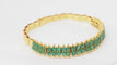 Bracelet Bracelet souple ancien en or jaune et émeraudes 58 Facettes 32752