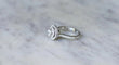 Bague 50.5 Bague Cible Double Entourage or blanc diamants 58 Facettes