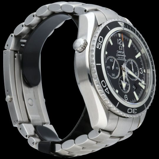 Montre Omega Montre Seamaster Planet Ocean Chronograph 58 Facettes MT40030