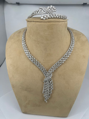 Collier Ensemble collier et bracelet en or blanc et diamants haut de gamme 58 Facettes N-136
