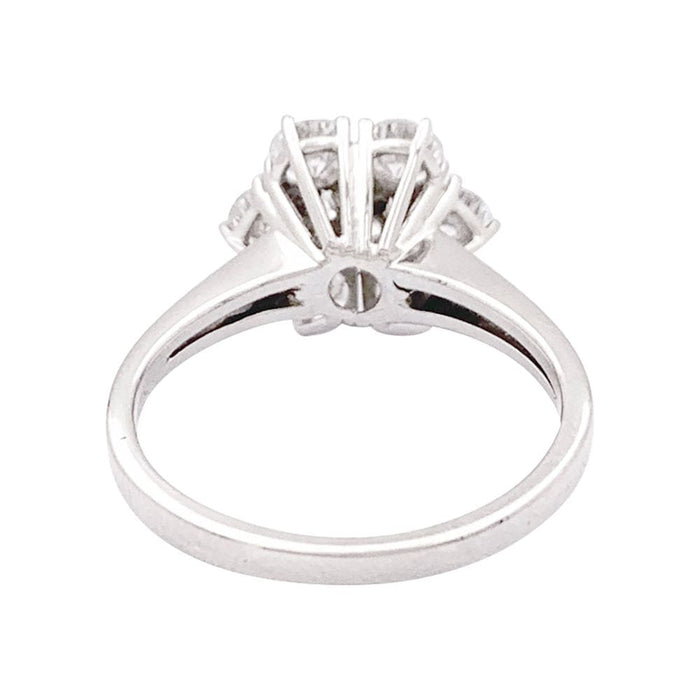 Bague 57 Bague marguerite or blanc, diamants. 58 Facettes 33973