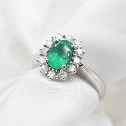 Bague Bague en or blanc avec émeraude de Colombie 58 Facettes