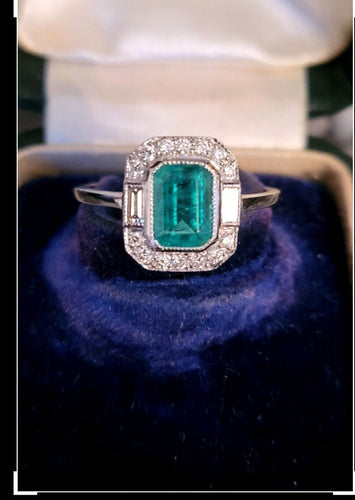 Bague 54 Art Déco Bague en Platine, Émeraude et Diamants 58 Facettes