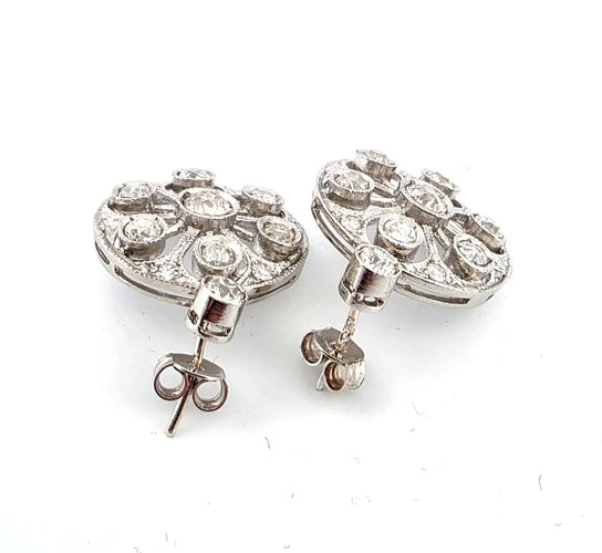 Boucles d'oreilles Boucles d'oreilles en platine avec diamants 58 Facettes