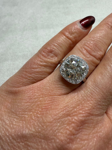 Bague Bague Or Blanc - Diamant Central 4,08 carats 58 Facettes dia