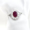 Bague Bague en or blanc avec un rubis du Mozambique de 1,21 ct et des diamants en périphérie 58 Facettes 10710