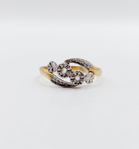 Bague 51 Bague antique or jaune diamant taille roses et monture à enroulement (circa 1900) 58 Facettes A04904