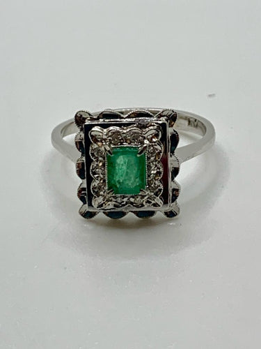 Bague 56 Bague vintage Or blanc Emeraude Diamants 58 Facettes