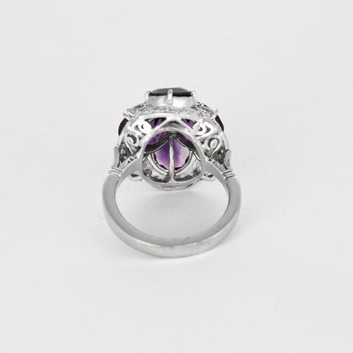 Bague 57 Bague cocktail or gris, diamants et améthystes 58 Facettes CAN11552