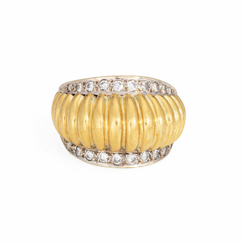 Bague 58 Bague dôme cannelée années 80 en or jaune et diamant 58 Facettes G14004