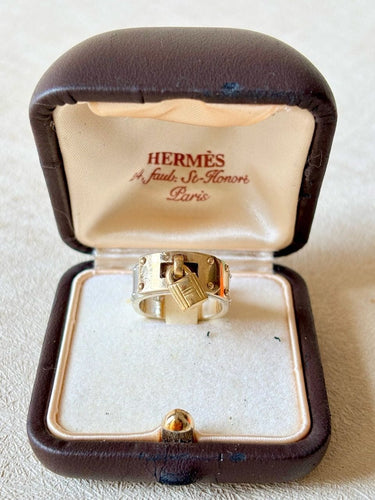 Bague 53 HERMÈS - Bague Kelly Cadenas Argent et Or Jaune 58 Facettes WC-2025-1723