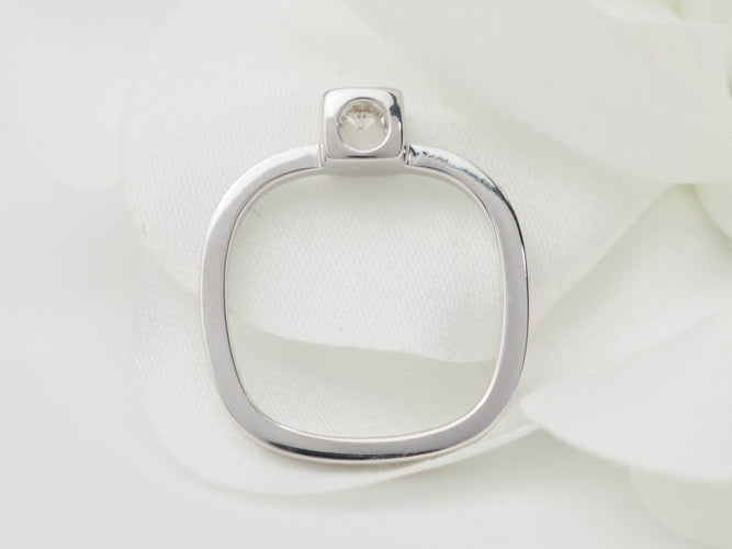 Bague 48 Bague Dinh Van Cube en or blanc et diamants 58 Facettes 33422