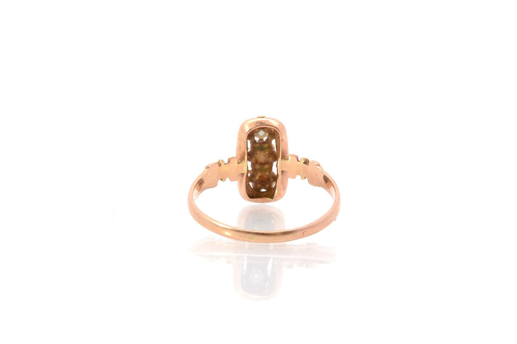 Yellow gold ring, pink gold and fine pearls