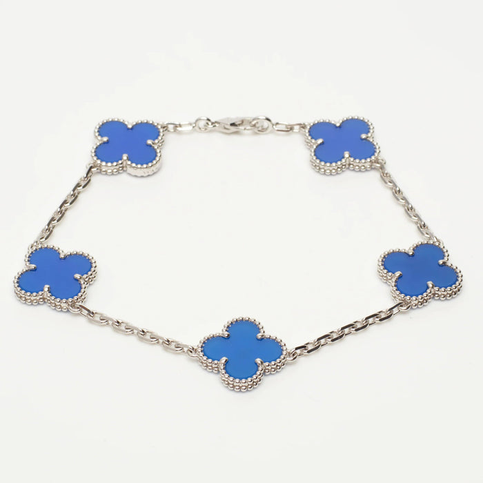 Bracelet VAN CLEEF & ARPELS -Bracelet Vintage Alhambra 5 motifs agate bleu en or blanc 58 Facettes vca-alh-wg-blu-agt-so