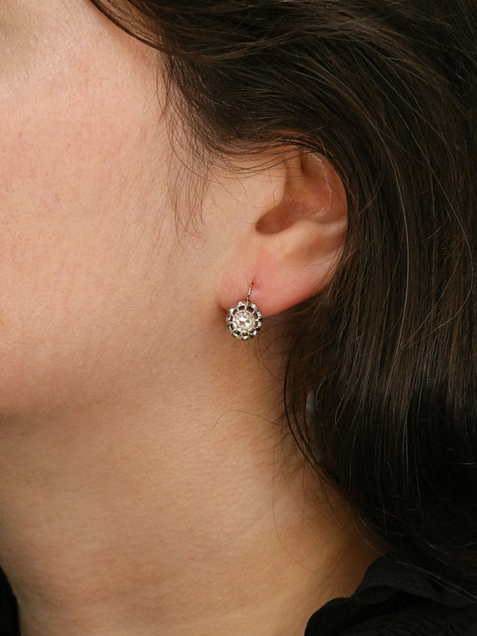 Boucles d'oreilles Boucles d'oreilles dormeuses anciennes diamants taille rose 58 Facettes J448