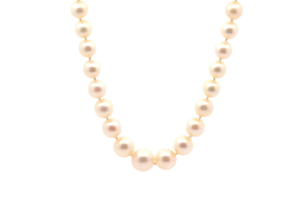 White gold cultured pearl necklace