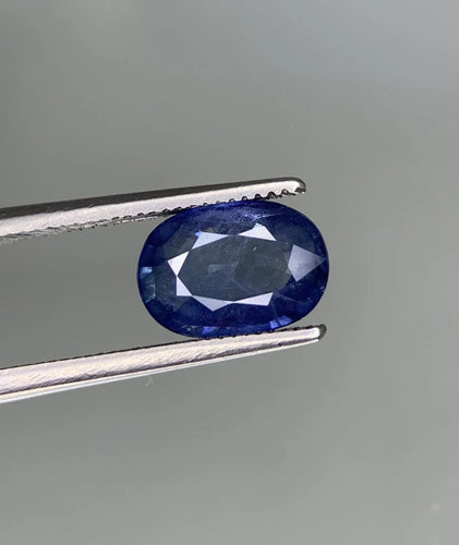 Ubehandlet opvarmet blå safir 2.22cts