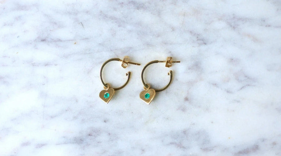 Boucles d'oreilles Créoles Or Jaune Coeur Emeraude Colombienne 58 Facettes